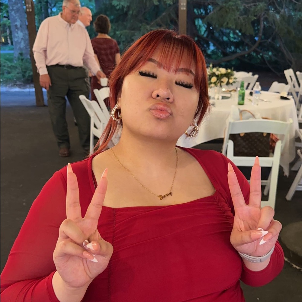 Meet your Posher, Sherry